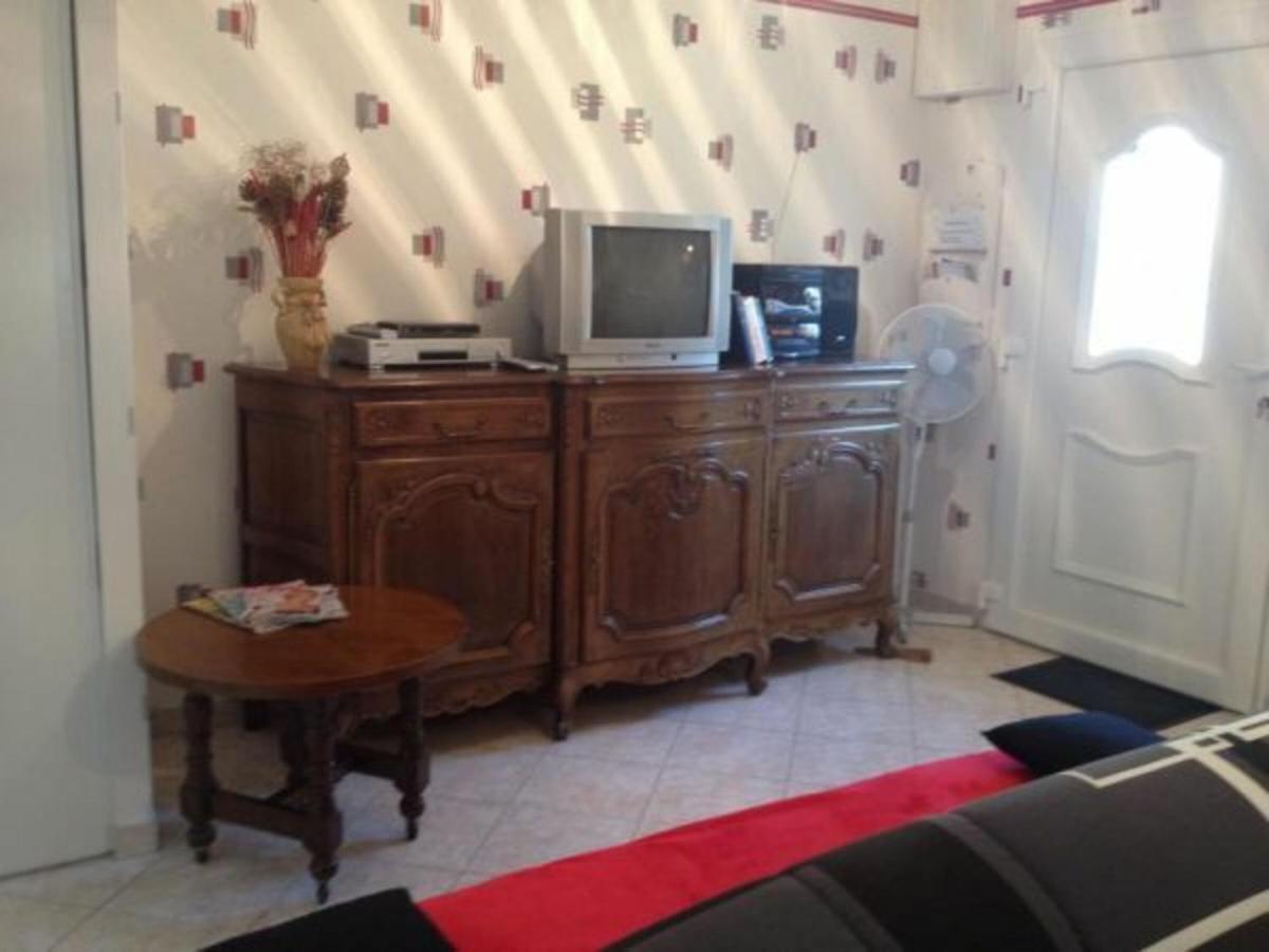 Charmant Gite A Etain, Tout Inclus, Proche Verdun Avec Terrasse Et Parking - Fr-1-585-3 外观 照片